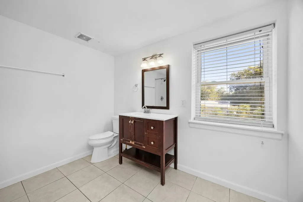 Photo 17 — 609 E 11th, Bartlesville, OK 74003