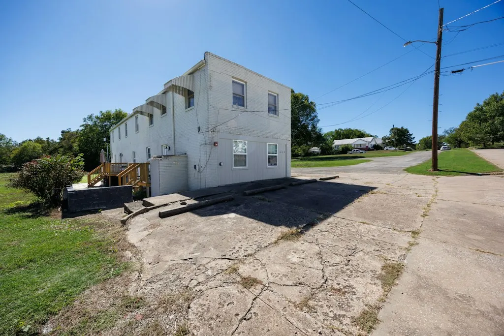 Photo 30 — 609 E 11th, Bartlesville, OK 74003