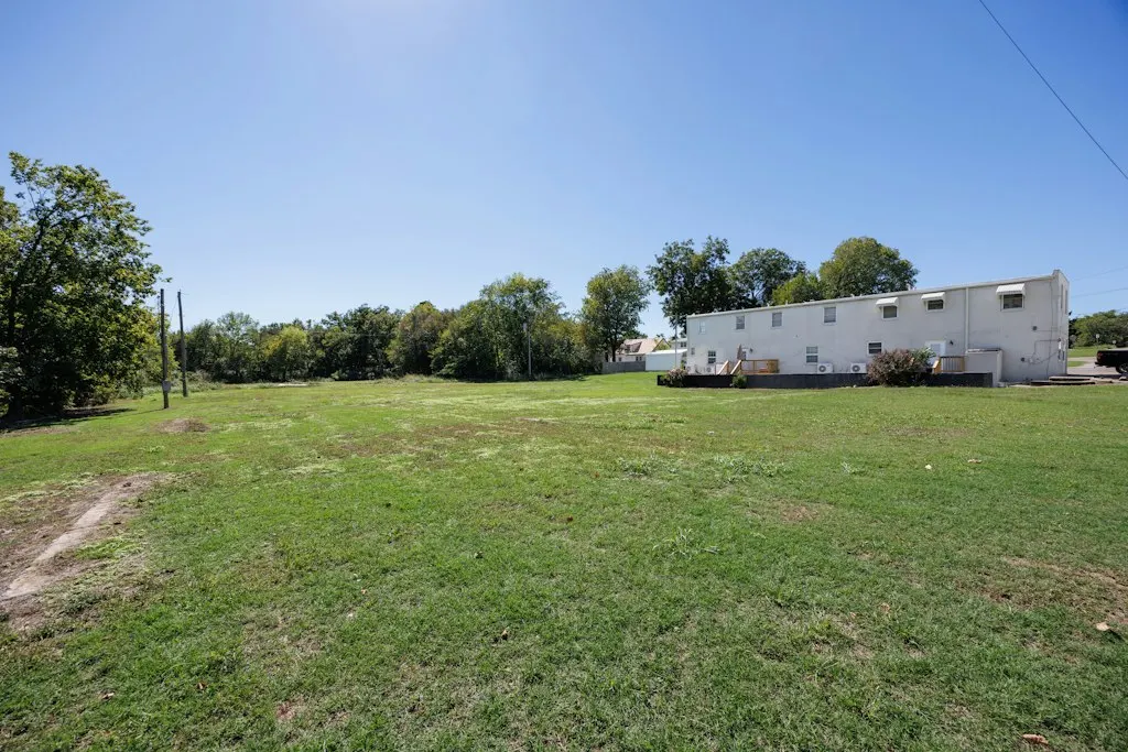 Photo 38 — 609 E 11th, Bartlesville, OK 74003