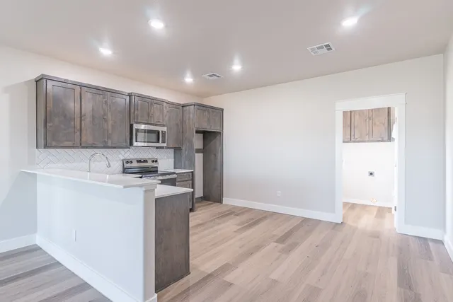 Photo 6 — 194 Premier Street, Durant, OK 74701