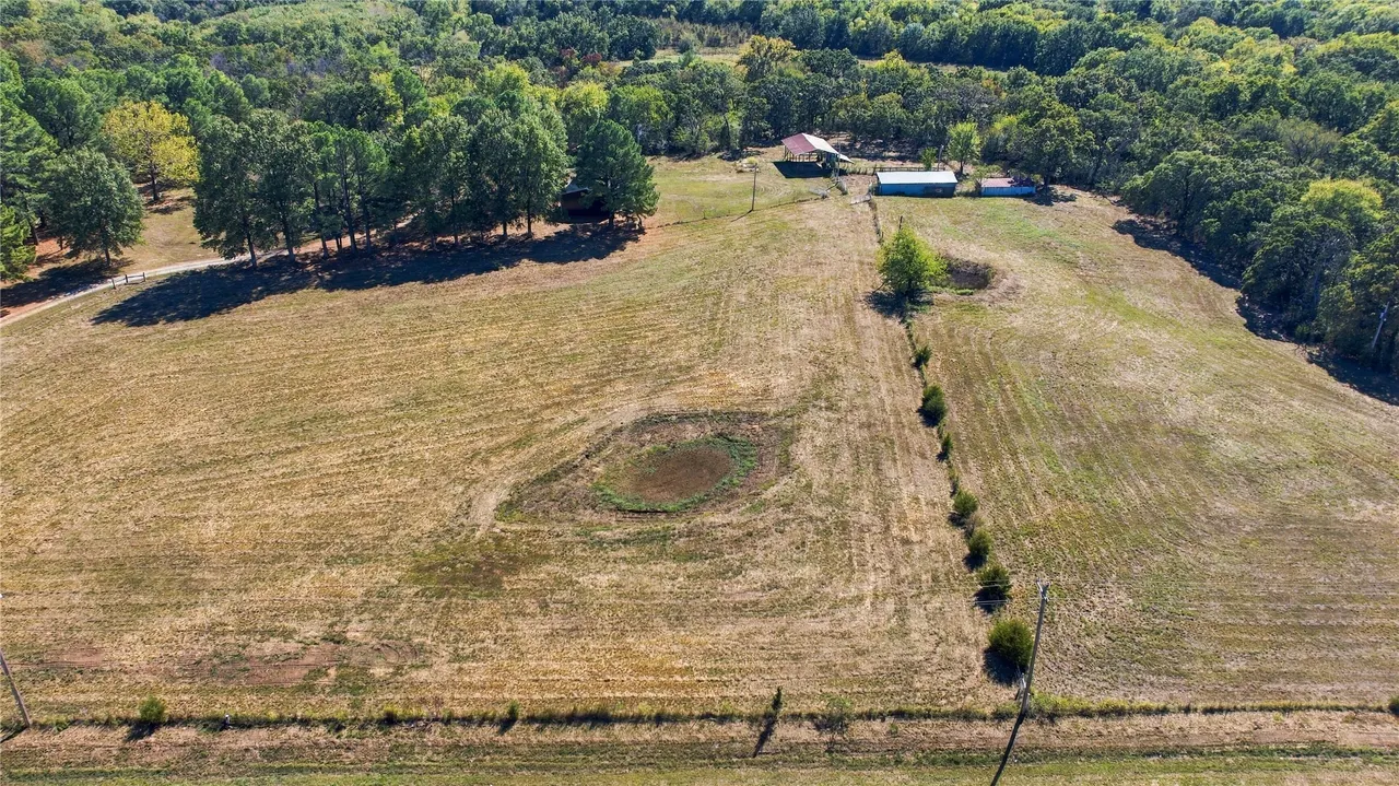 Photo 46 — 372099 E 1000 Road, Castle, OK 74833