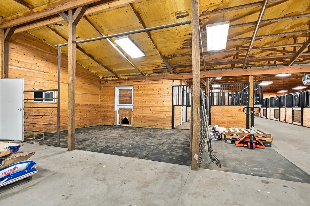Photo 55 — 815 W 90th Street, Wagoner, OK 74467