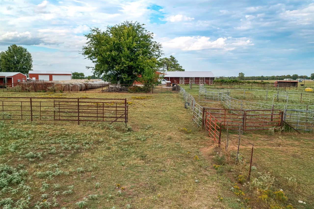 Photo 64 — 815 W 90th Street, Wagoner, OK 74467
