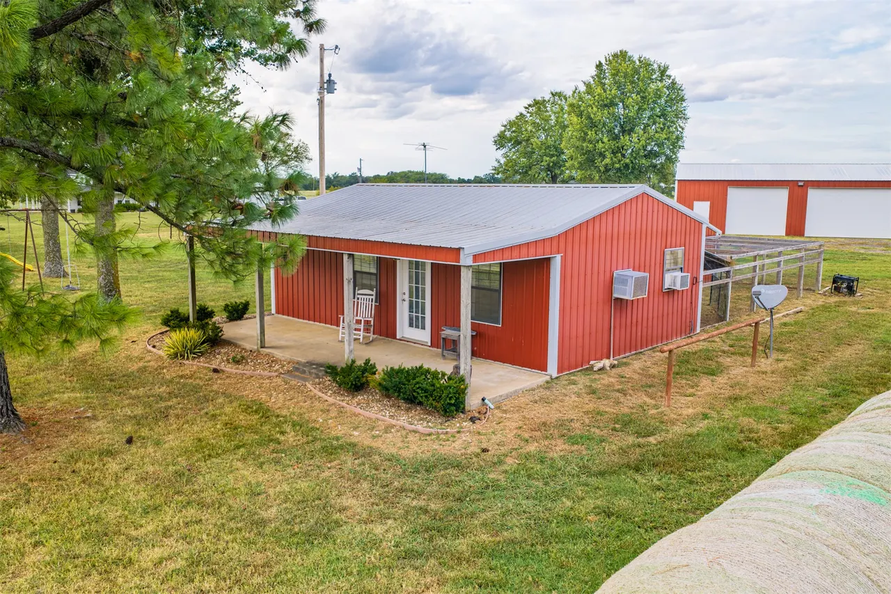 Photo 57 — 815 W 90th Street, Wagoner, OK 74467