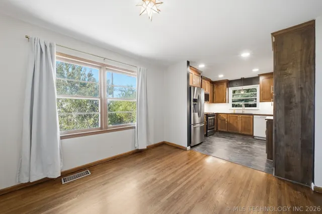 Photo 8 — 1710 S Lakewood Avenue, Tulsa, OK 74112