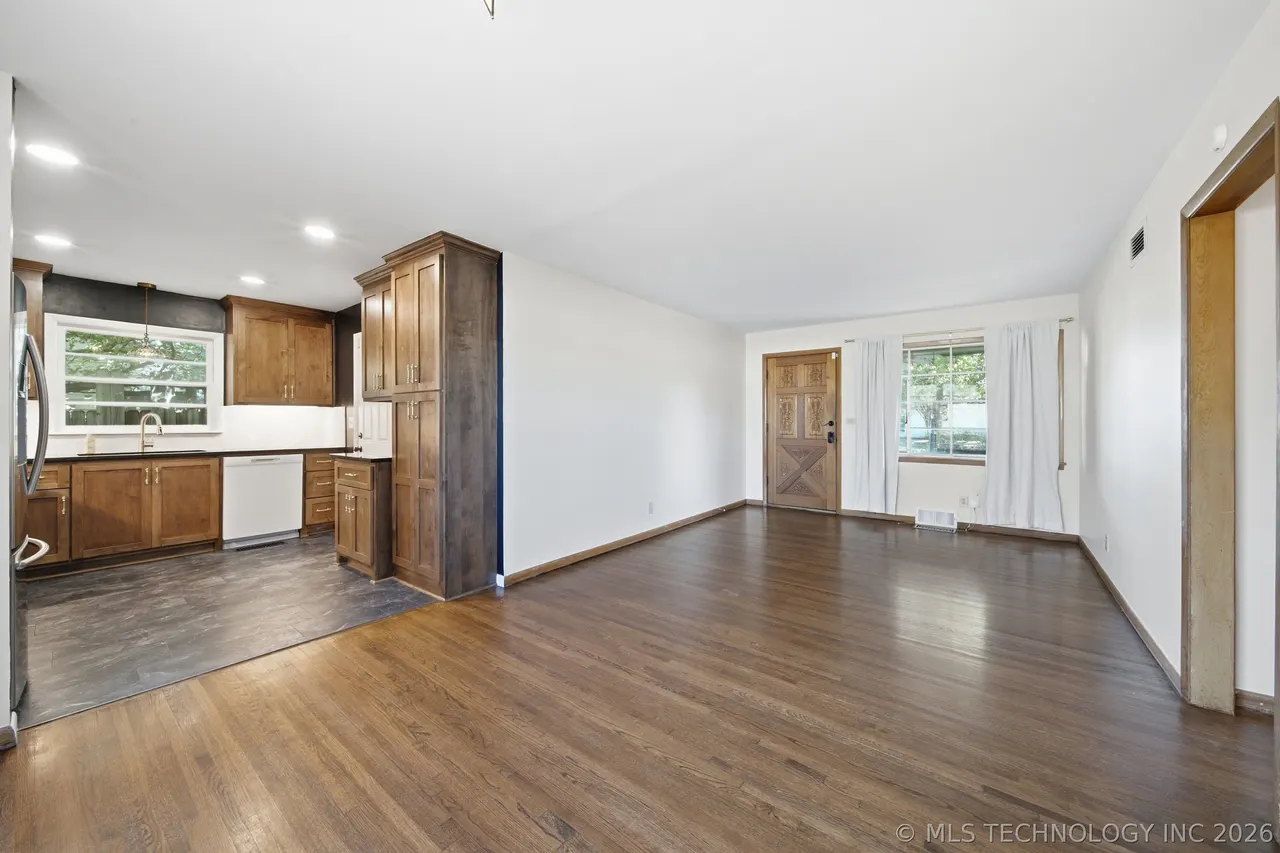 Photo 10 — 1710 S Lakewood Avenue, Tulsa, OK 74112
