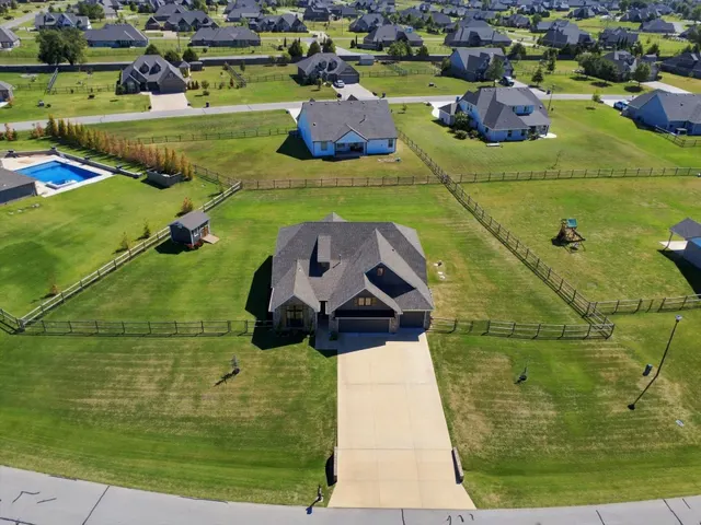 Photo 6 — 9001 N 63rd EastAvenue, Owasso, OK 74055