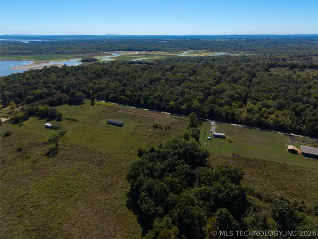 Photo 6 — 408785 E 1215 Road, Eufaula, OK 74432