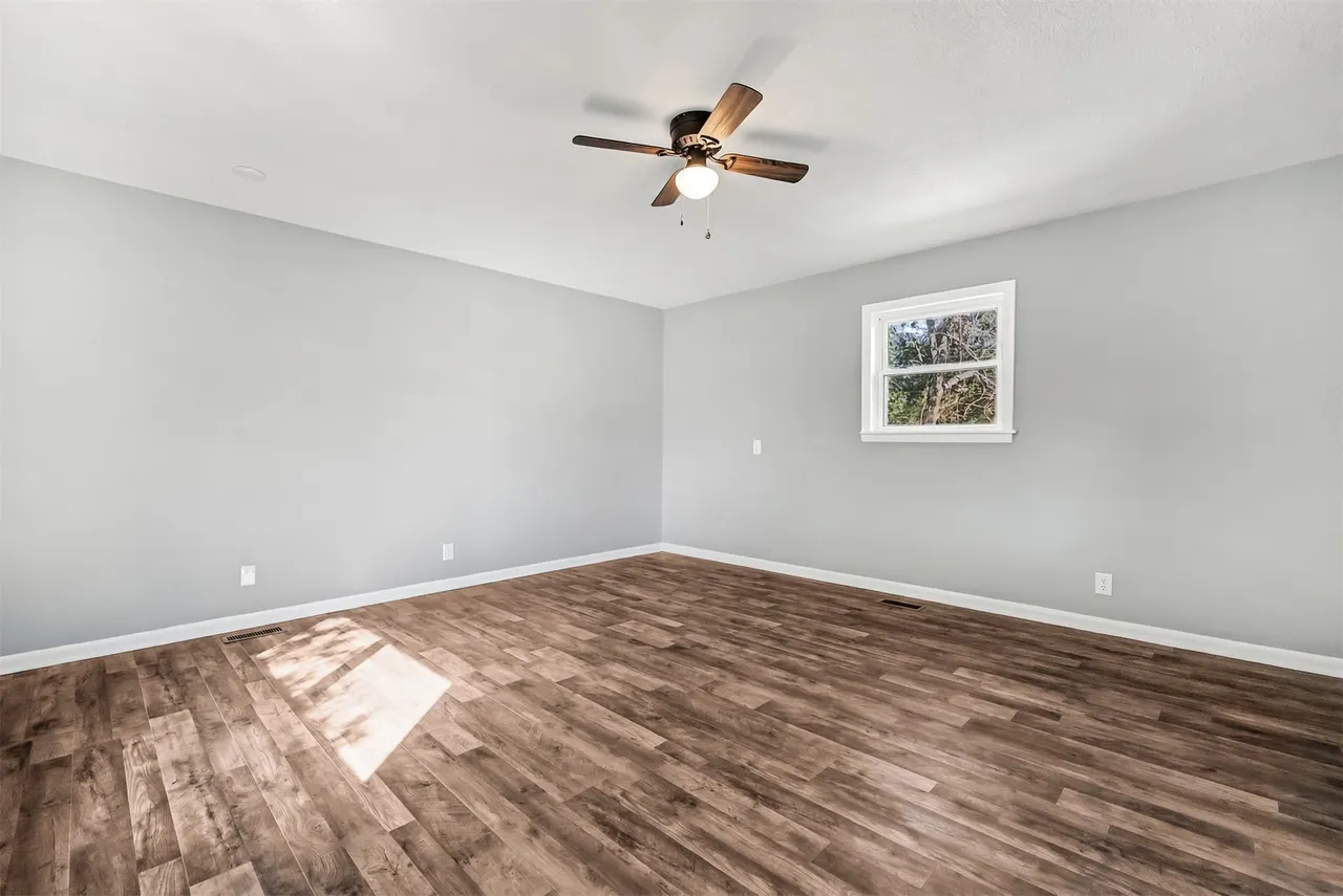 Photo 24 — 2015 S Dewey Avenue, Bartlesville, OK 74003