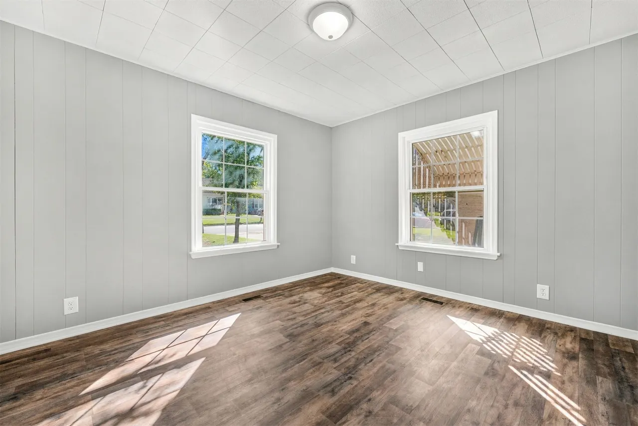 Photo 30 — 2015 S Dewey Avenue, Bartlesville, OK 74003