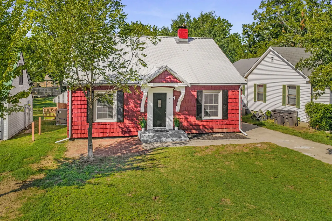 Photo 35 — 2015 S Dewey Avenue, Bartlesville, OK 74003