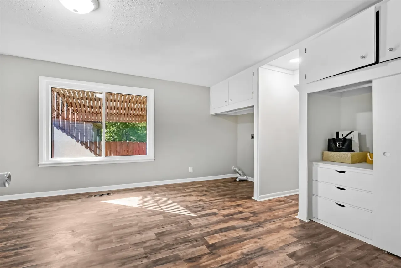 Photo 18 — 2015 S Dewey Avenue, Bartlesville, OK 74003