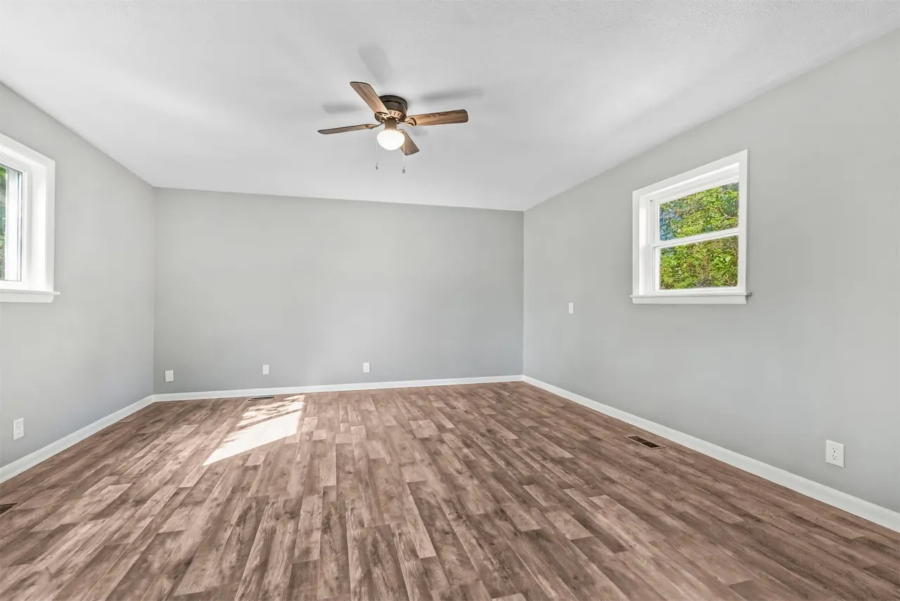 Photo 21 — 2015 S Dewey Avenue, Bartlesville, OK 74003