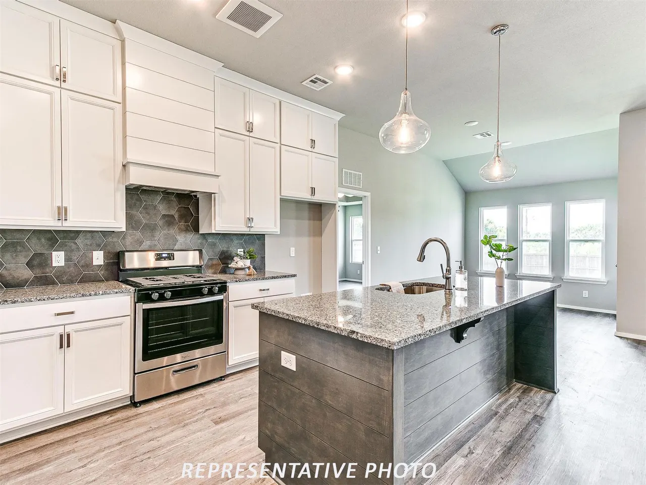 Photo 18 — 13339 S 72nd EastPlace, Bixby, OK 74008