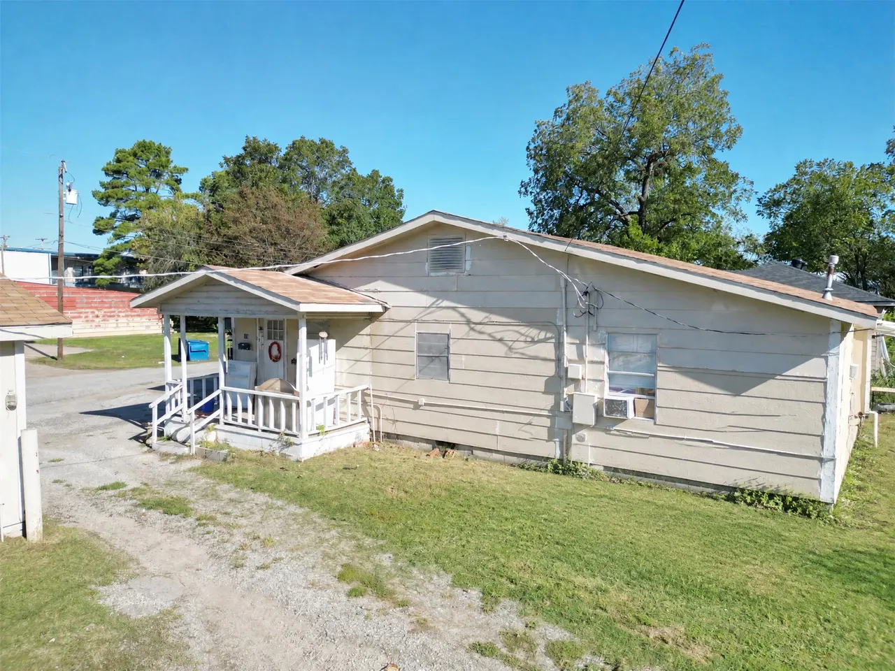 Photo 7 — 104 S Veterans Drive E, Coalgate, OK 74538