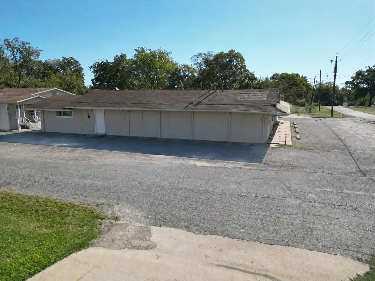 Photo 10 — 104 S Veterans Drive E, Coalgate, OK 74538