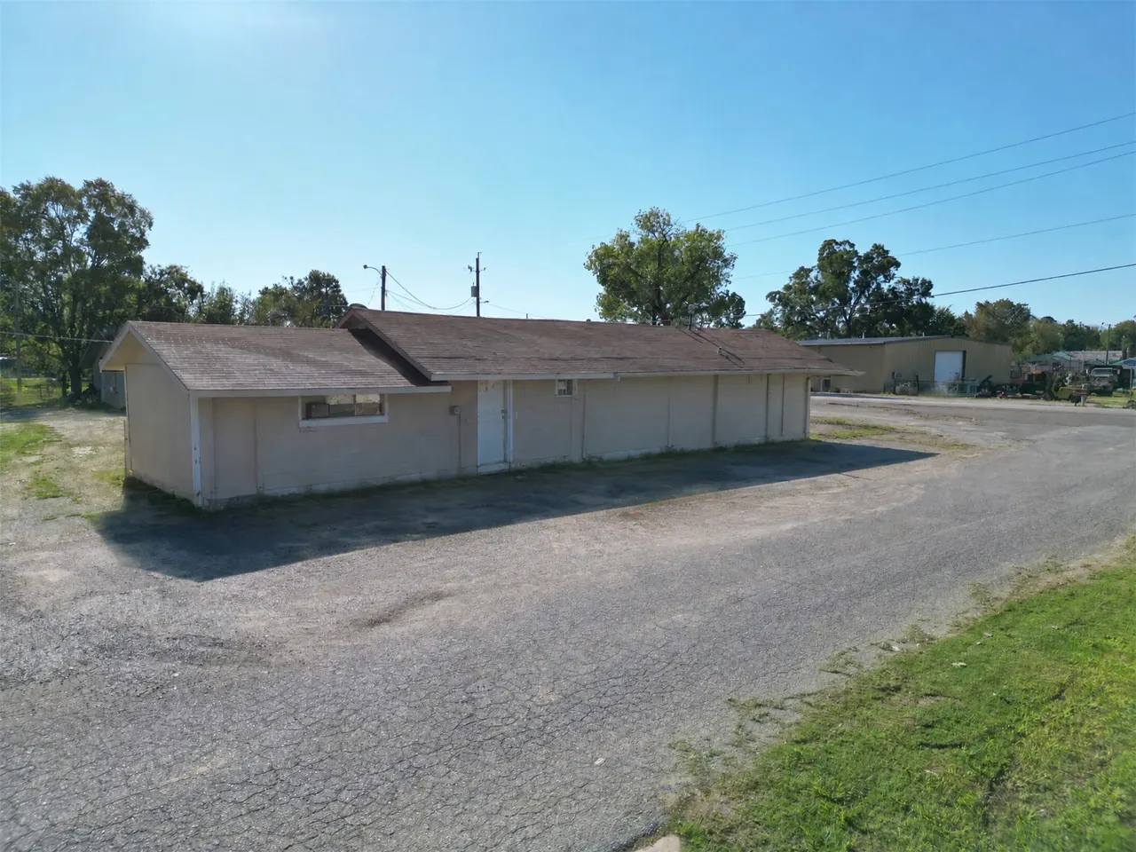 Photo 12 — 104 S Veterans Drive E, Coalgate, OK 74538