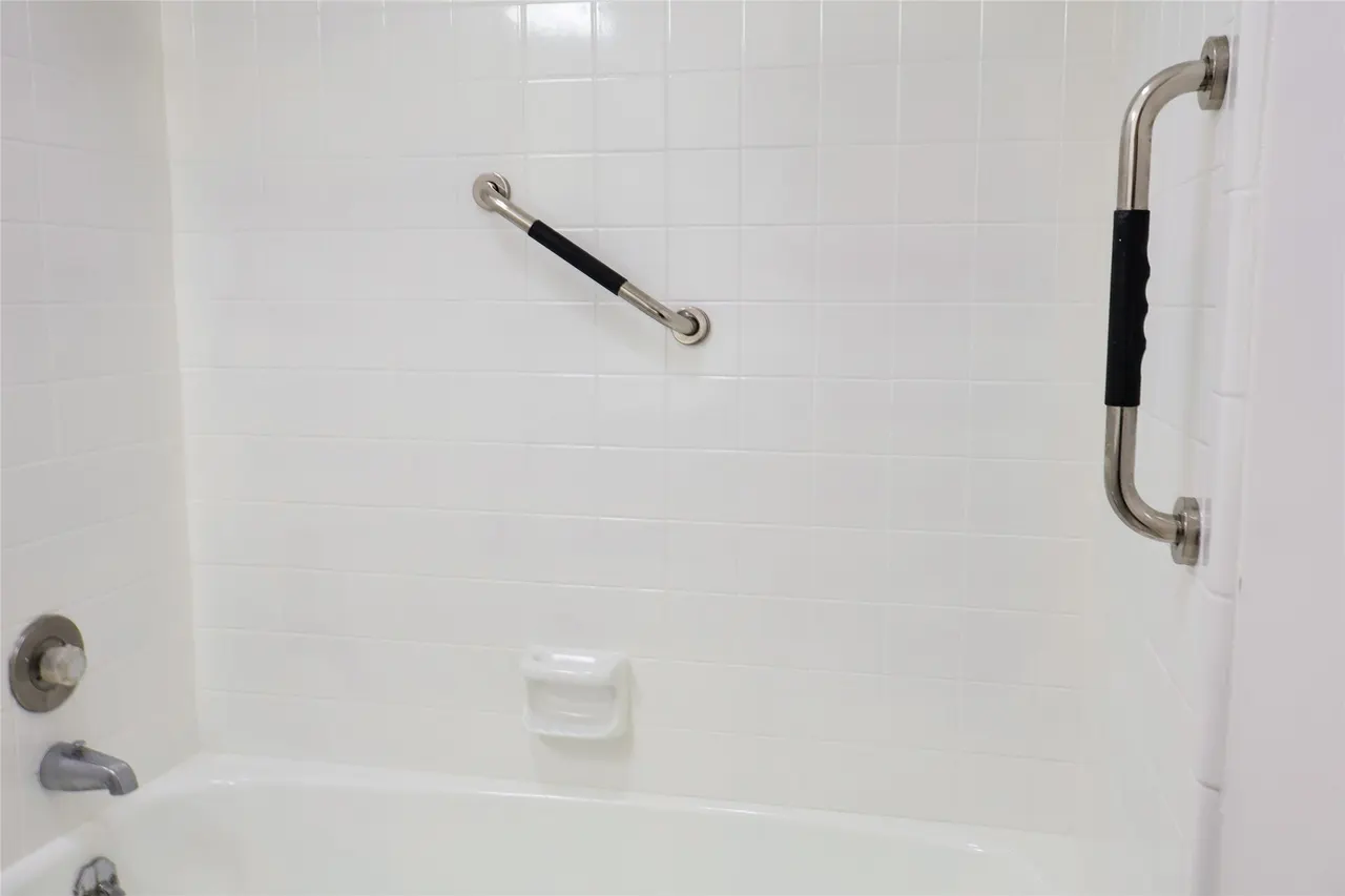 Photo 47 — 10019 E 39th Place, Tulsa, OK 74146