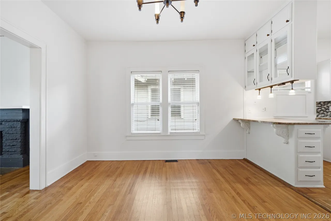 Photo 16 — 1527 S Yorktown Avenue, Tulsa, OK 74104