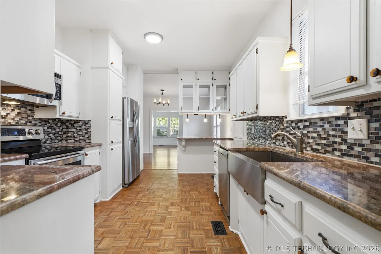 Photo 22 — 1527 S Yorktown Avenue, Tulsa, OK 74104