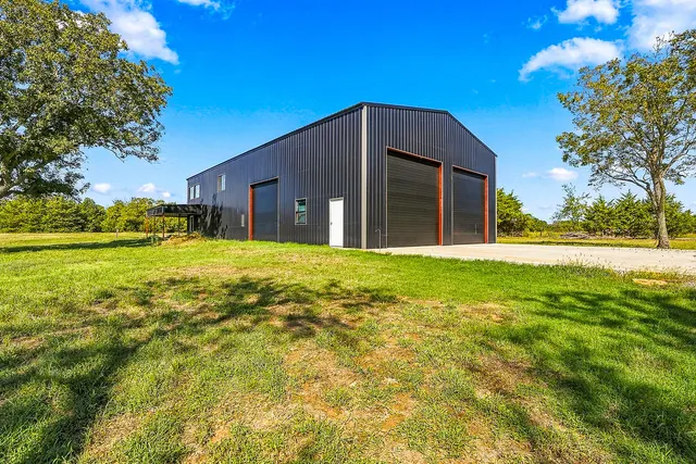 Photo 3 — 14031 Highway 99, Konawa, OK 74849