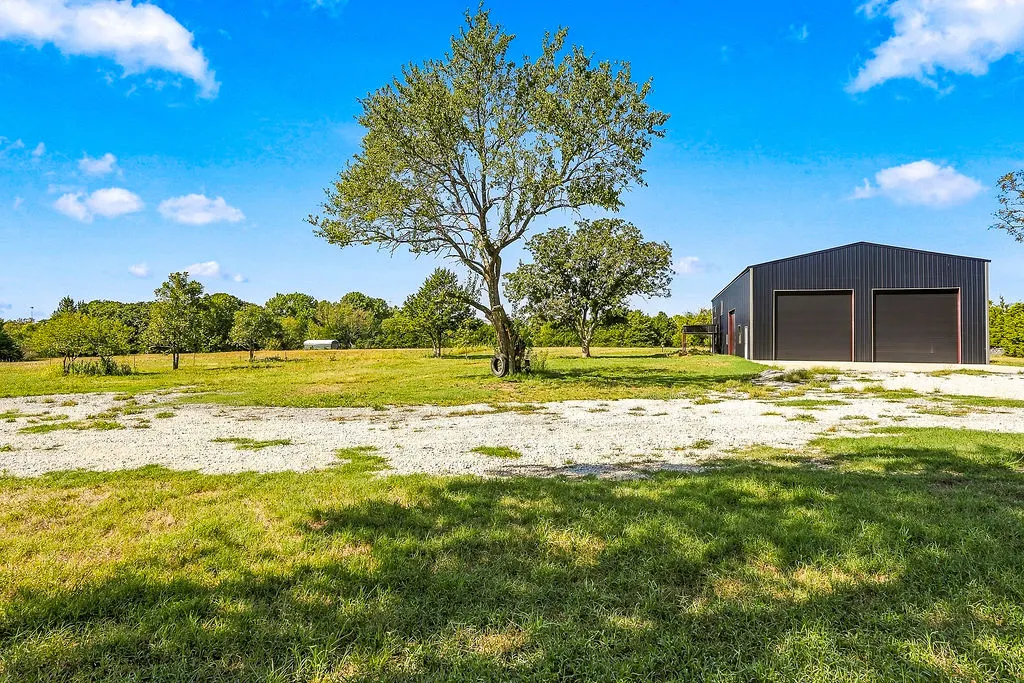 Photo 19 — 14031 Highway 99, Konawa, OK 74849