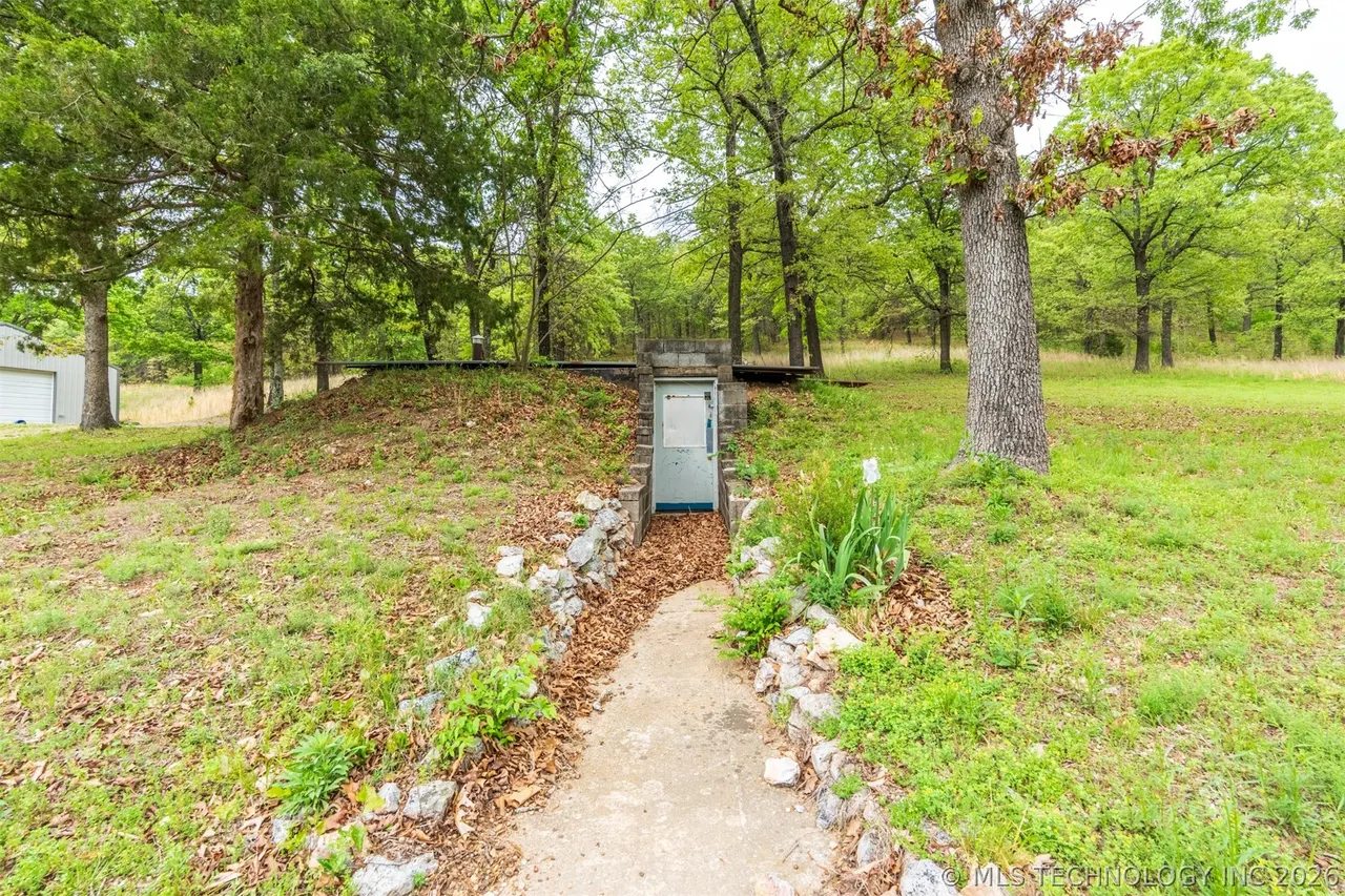 Photo 11 — 855 SE 683, Locust Grove, OK 74352
