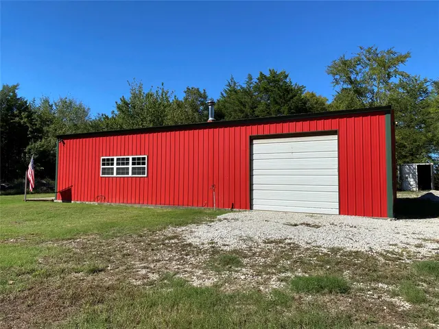 Photo 2 — 9951 County Road 3574, Ada, OK 74820