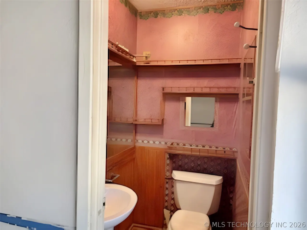 Photo 7 — 319 S B Street SW, Ardmore, OK 73401