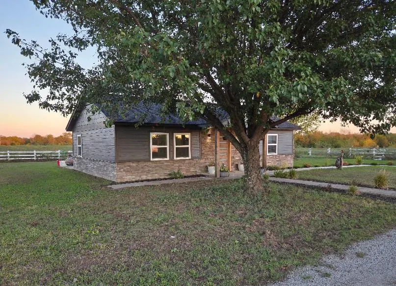 Front exterior — 120009 S 4060, Eufaula, OK 74432