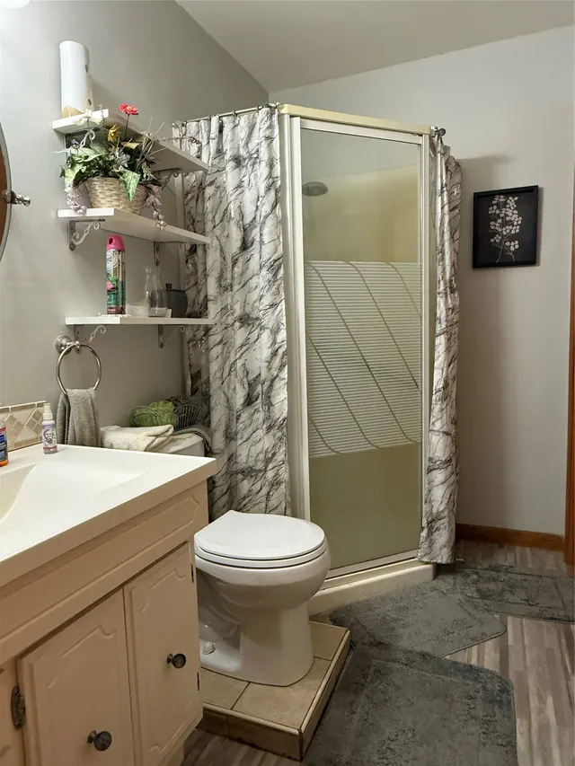 Photo 3 — 305 W 40th Place, Sand Springs, OK 74063