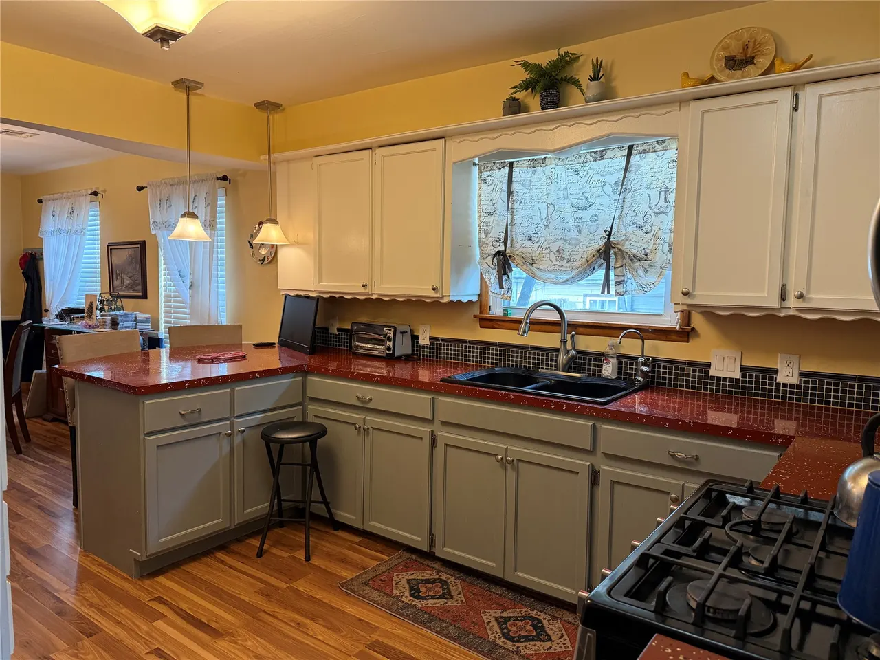 Photo 9 — 305 W 40th Place, Sand Springs, OK 74063