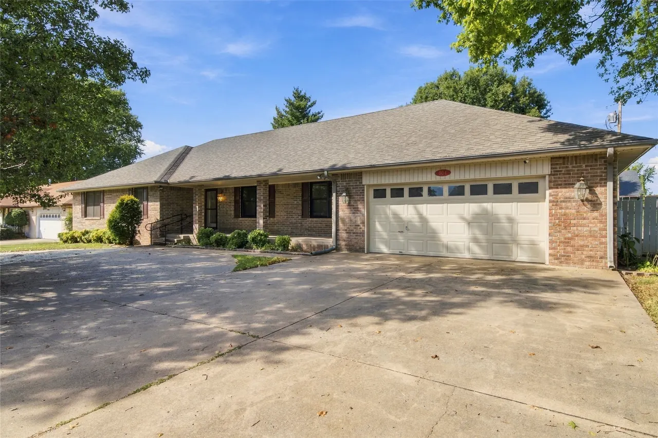 Photo 47 — 604 Chapman Avenue, Tahlequah, OK 74464