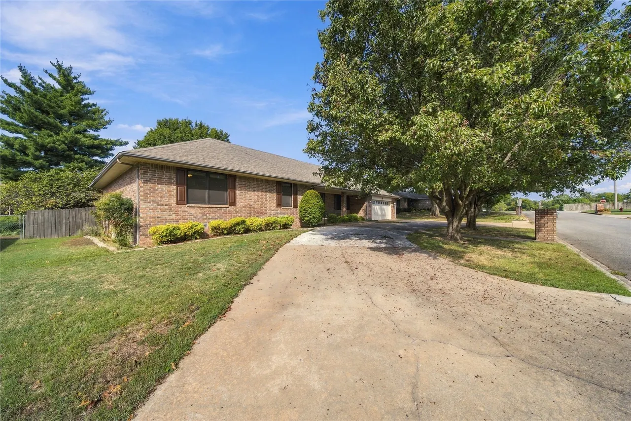 Photo 49 — 604 Chapman Avenue, Tahlequah, OK 74464