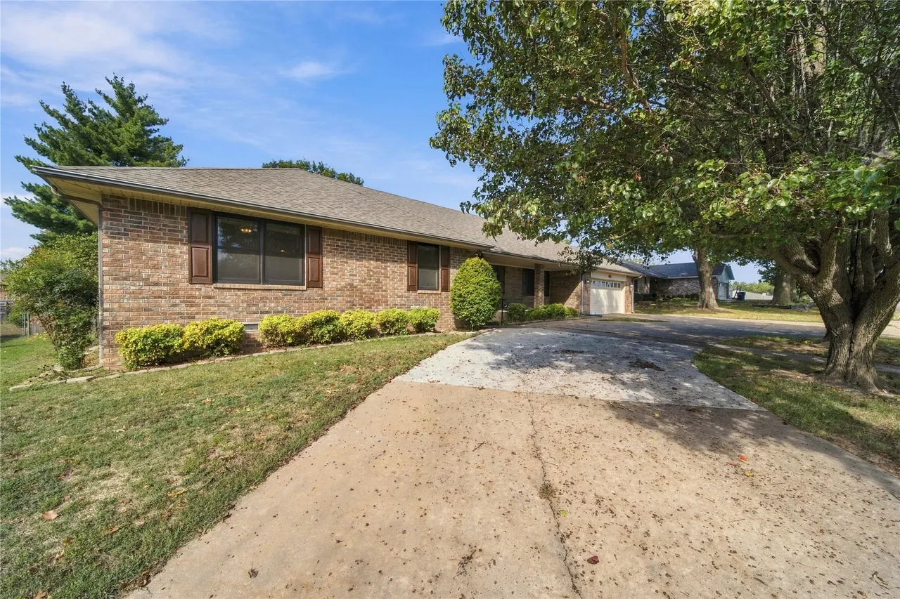 Photo 50 — 604 Chapman Avenue, Tahlequah, OK 74464
