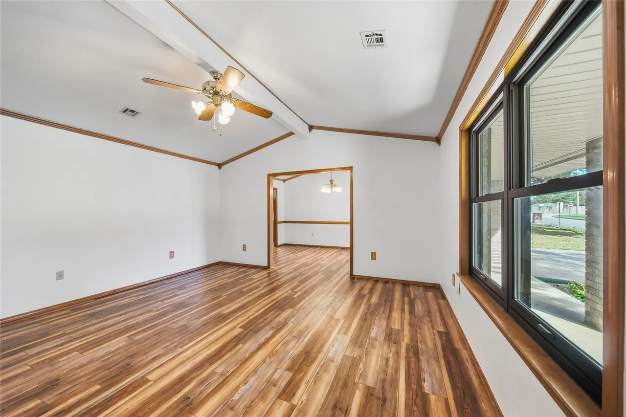 Photo 8 — 604 Chapman Avenue, Tahlequah, OK 74464
