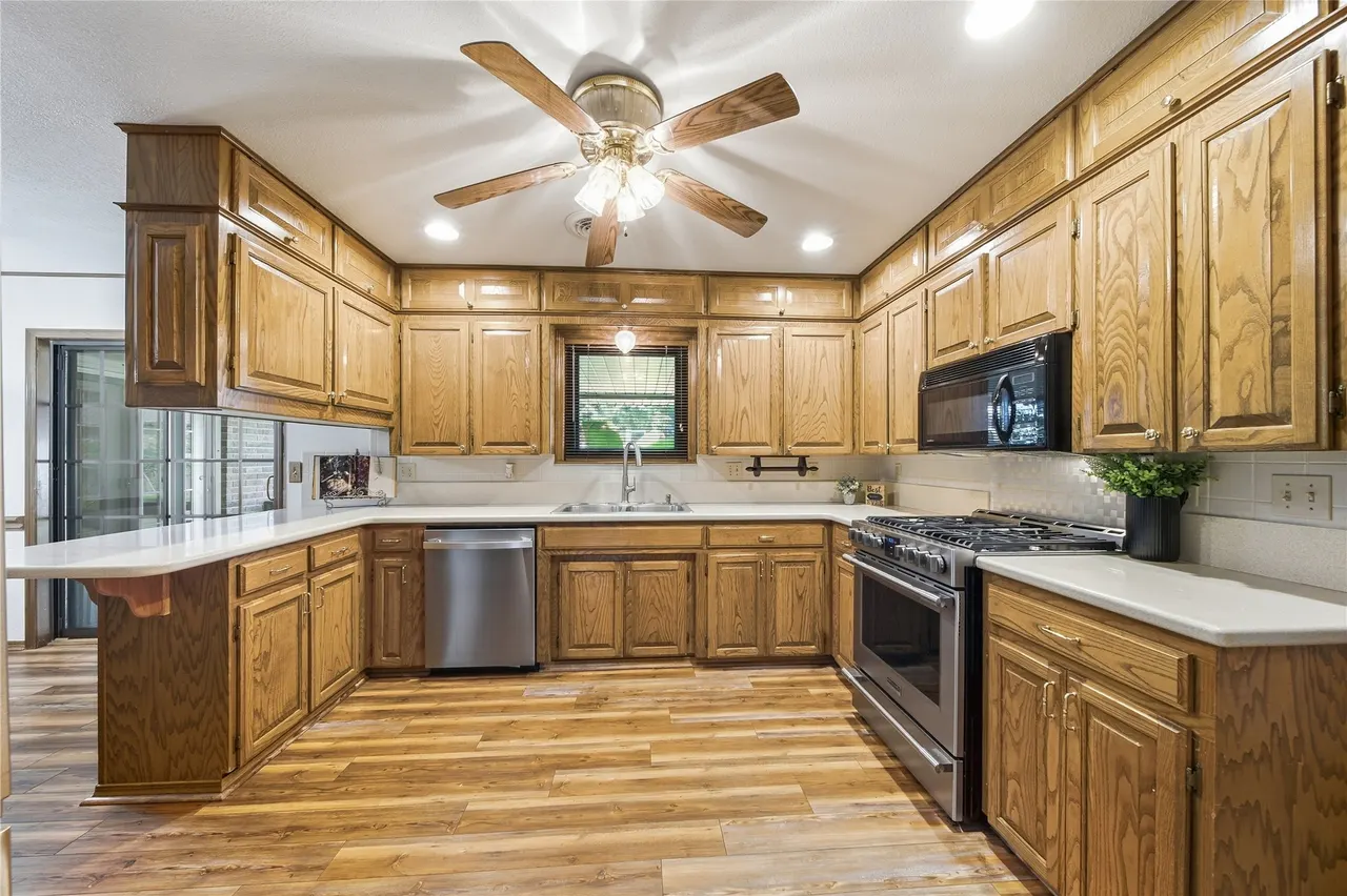 Photo 9 — 604 Chapman Avenue, Tahlequah, OK 74464