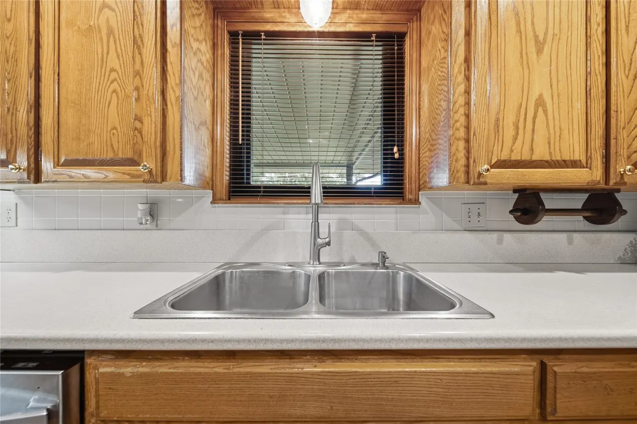 Photo 10 — 604 Chapman Avenue, Tahlequah, OK 74464