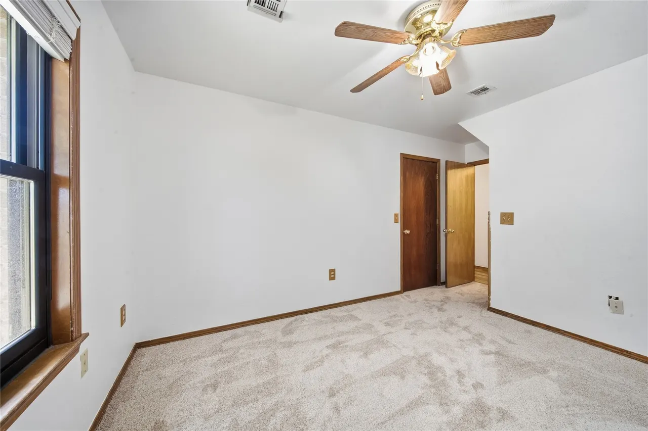 Photo 34 — 604 Chapman Avenue, Tahlequah, OK 74464