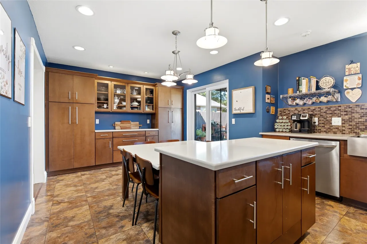 Photo 6 — 525 S Kalanchoe Avenue W, Broken Arrow, OK 74012