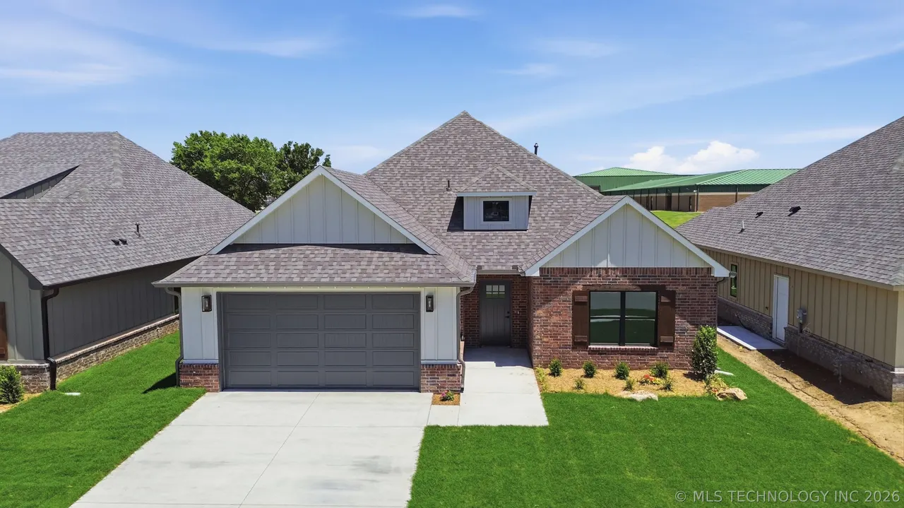 Photo 4 — 1009 S Chickasaw Street, Skiatook, OK 74070