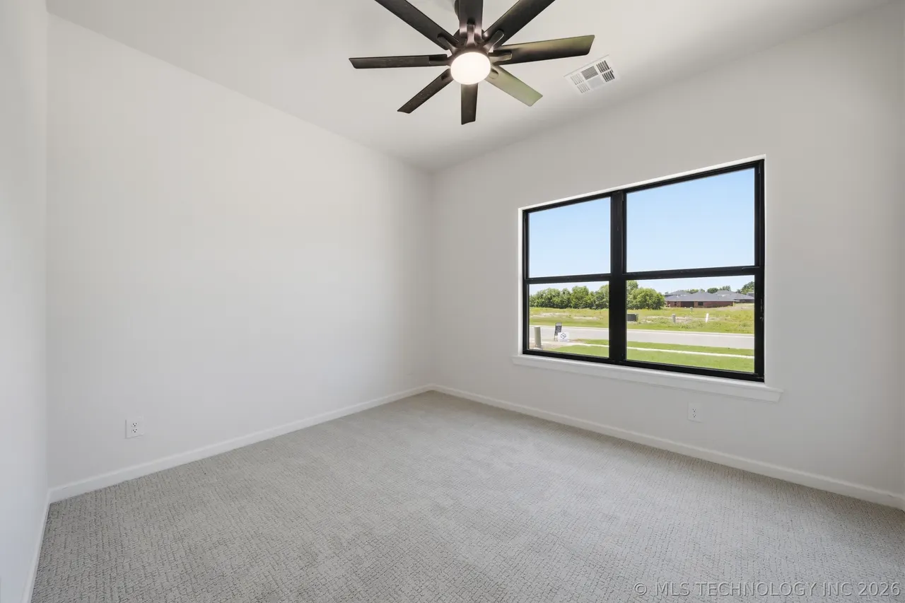 Photo 26 — 1009 S Chickasaw Street, Skiatook, OK 74070