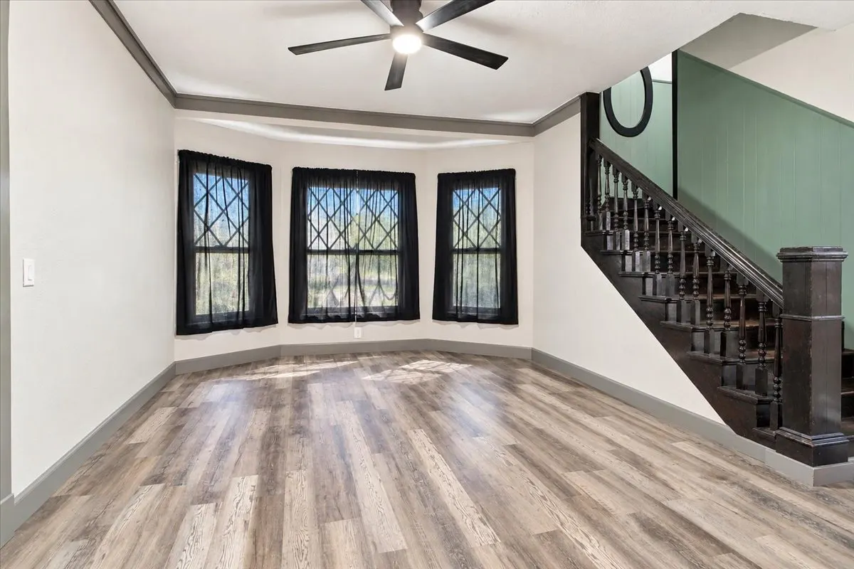 Photo 4 — 724 W Cedar Street, Durant, OK 74701