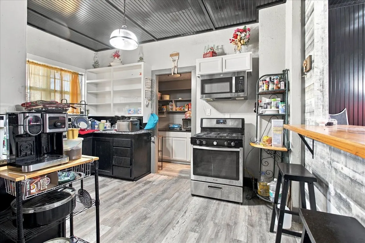 Photo 9 — 724 W Cedar Street, Durant, OK 74701
