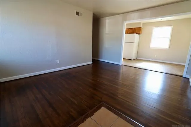 Photo 2 — 320 W 63rd Place N, Tulsa, OK 74126