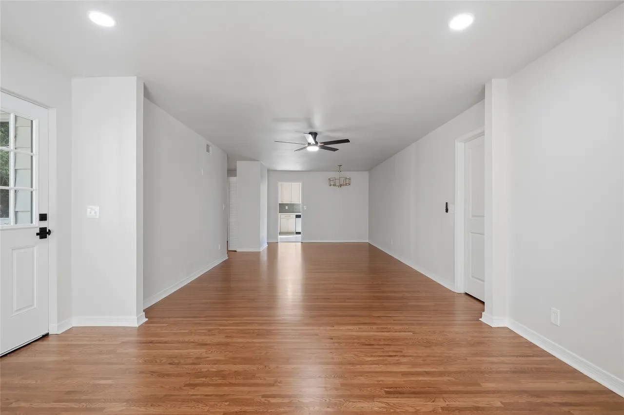 Photo 14 — 5807 E 22nd Place, Tulsa, OK 74114