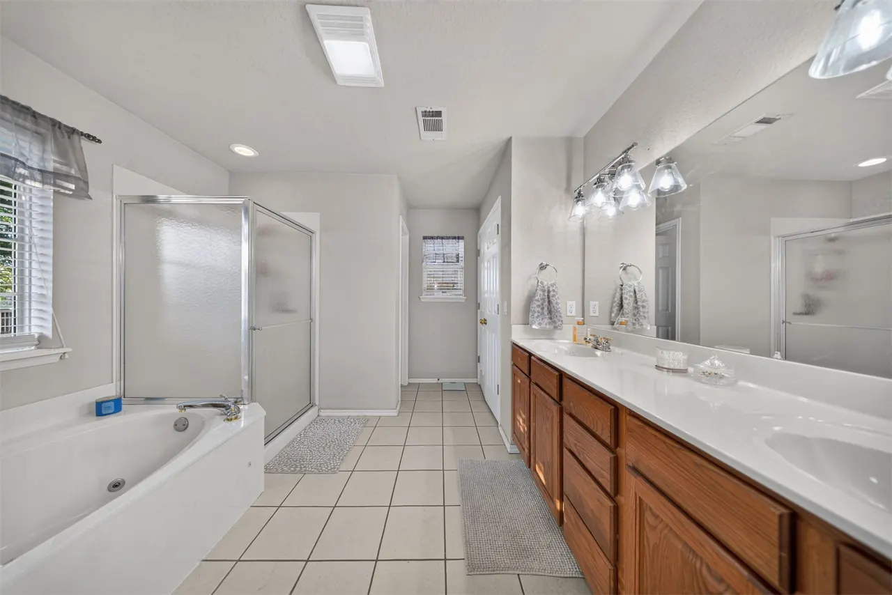 Photo 14 — 10104 N 114th EastAvenue, Owasso, OK 74055