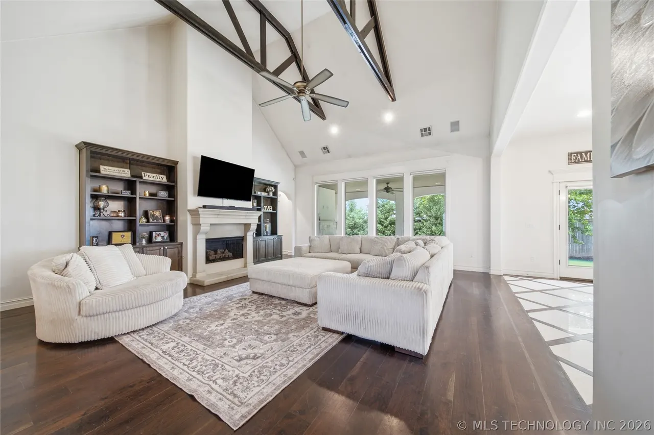 Photo 9 — 12011 S Lakewood Avenue, Tulsa, OK 74137