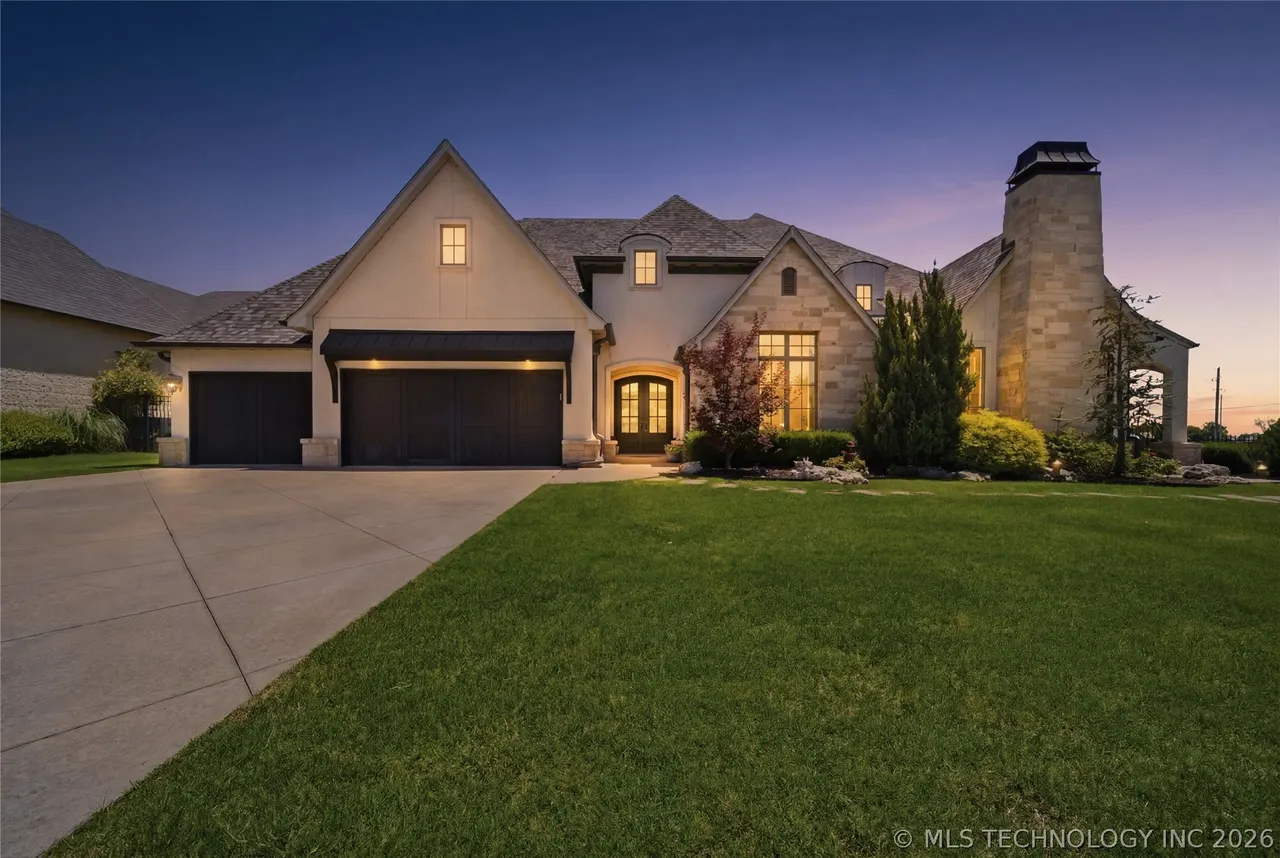 Photo 2 — 12011 S Lakewood Avenue, Tulsa, OK 74137
