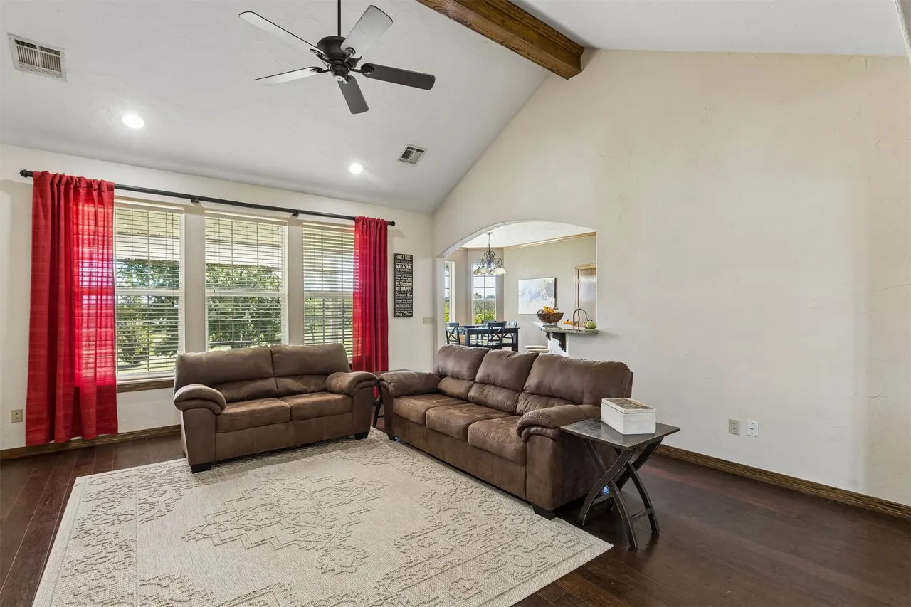 Photo 10 — 923 S Country Club Drive, Cushing, OK 74023